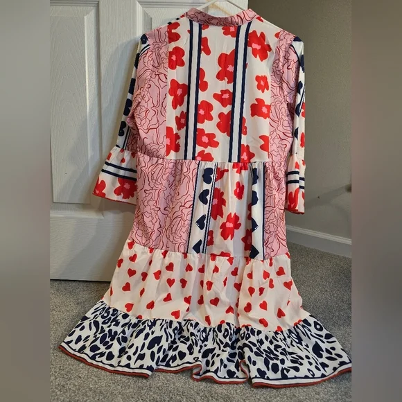 Adorable Lightweight Multiple Print Dress - Picture 3 of 7